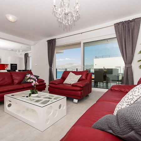 Apartment Julia Trogir Buitenkant foto