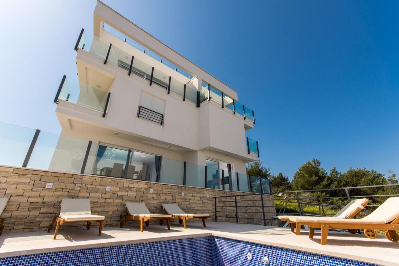 Apartment Julia Trogir Buitenkant foto