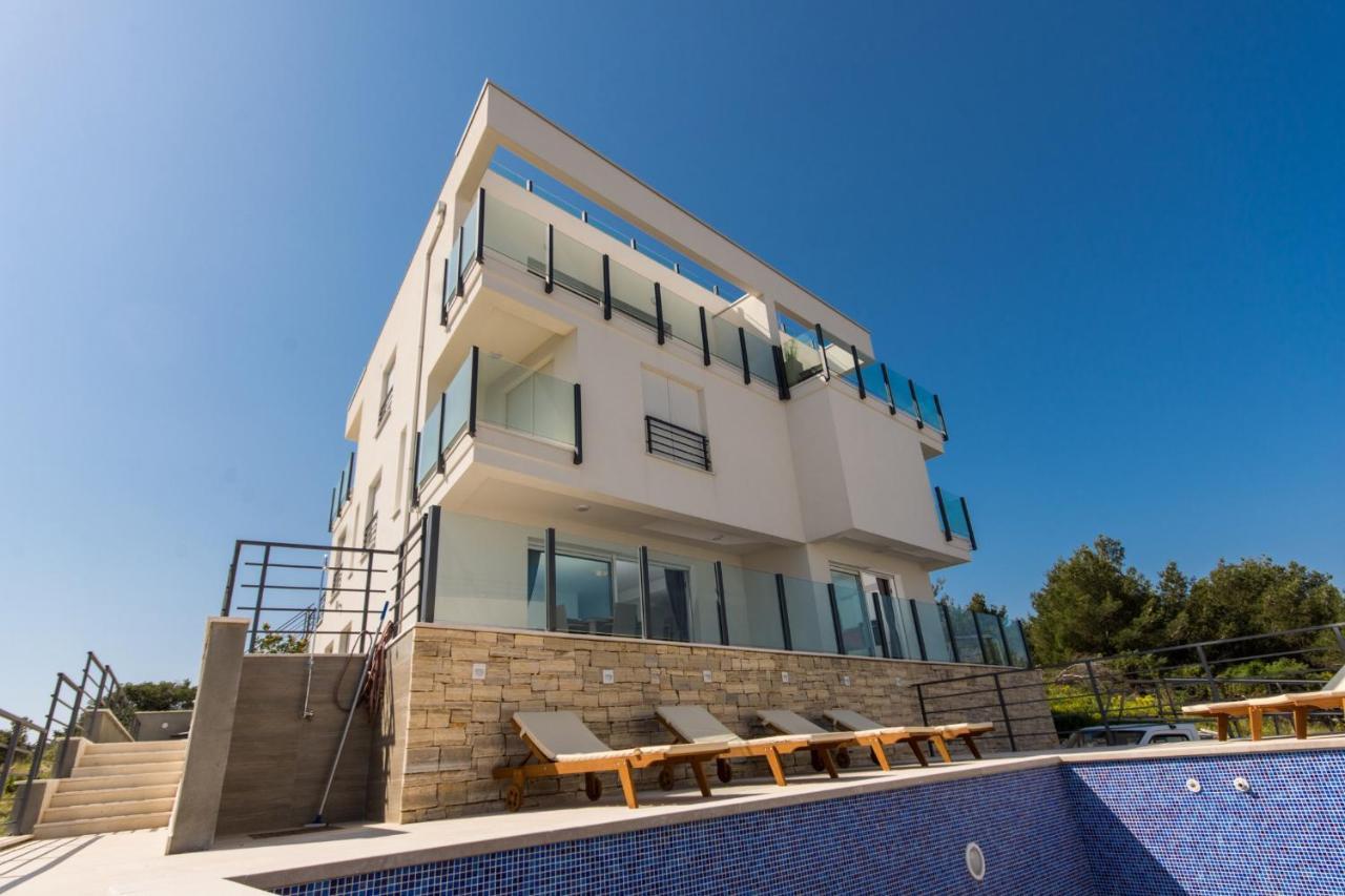 Apartment Julia Trogir Buitenkant foto