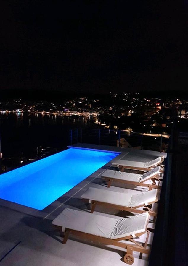 Apartment Julia Trogir Buitenkant foto