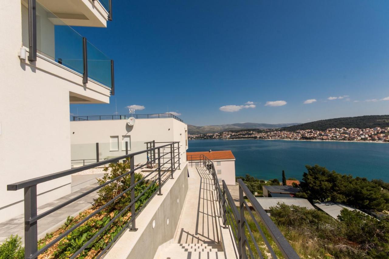 Apartment Julia Trogir Buitenkant foto