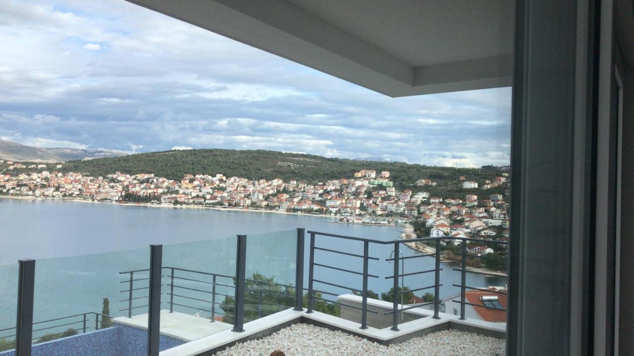 Apartment Julia Trogir Buitenkant foto